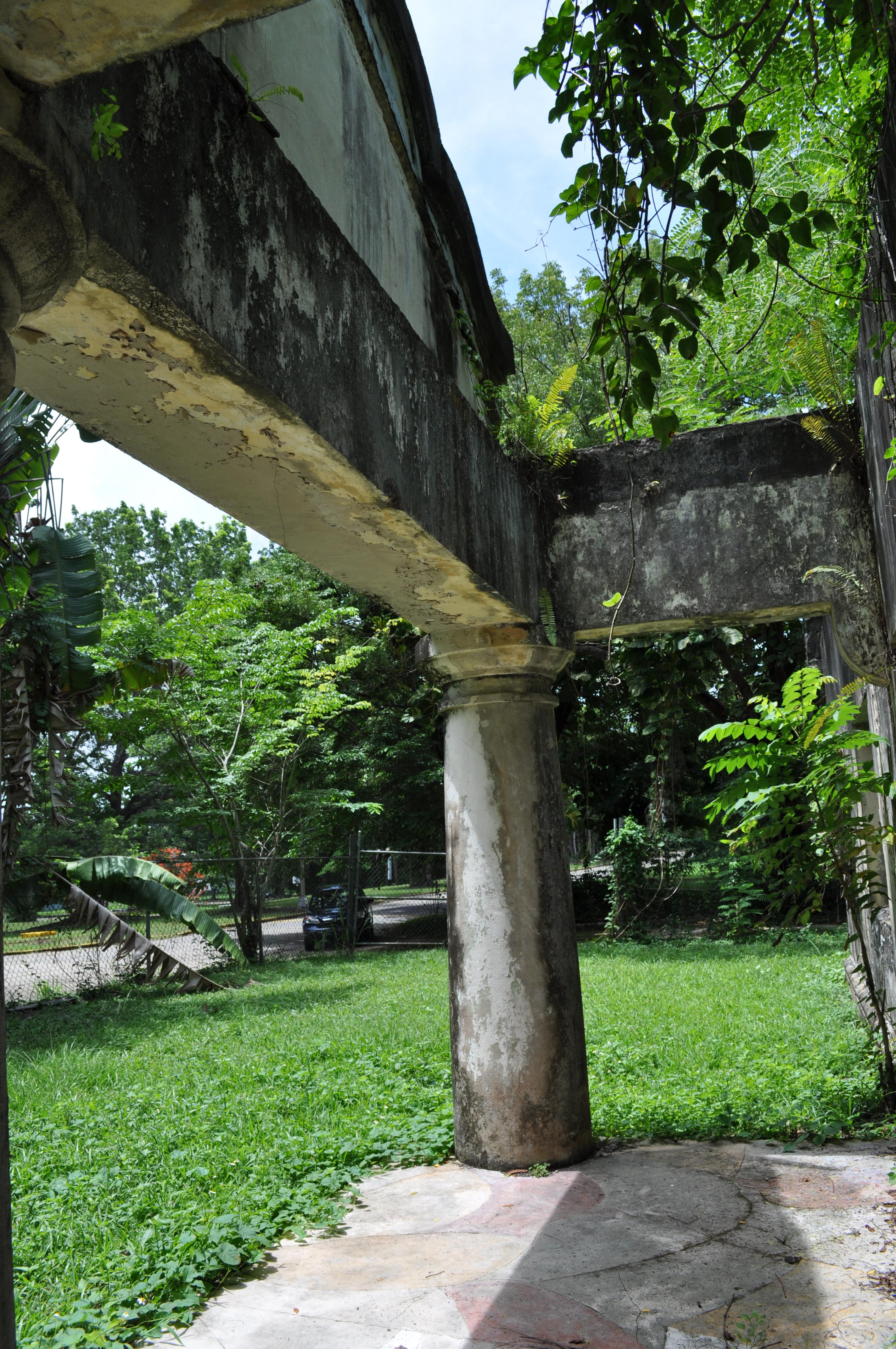 Antigua Lechería y Residencia de la Facultad de la Universidad de Puerto Rico - San Juan (Río Piedras) - 2015 00012